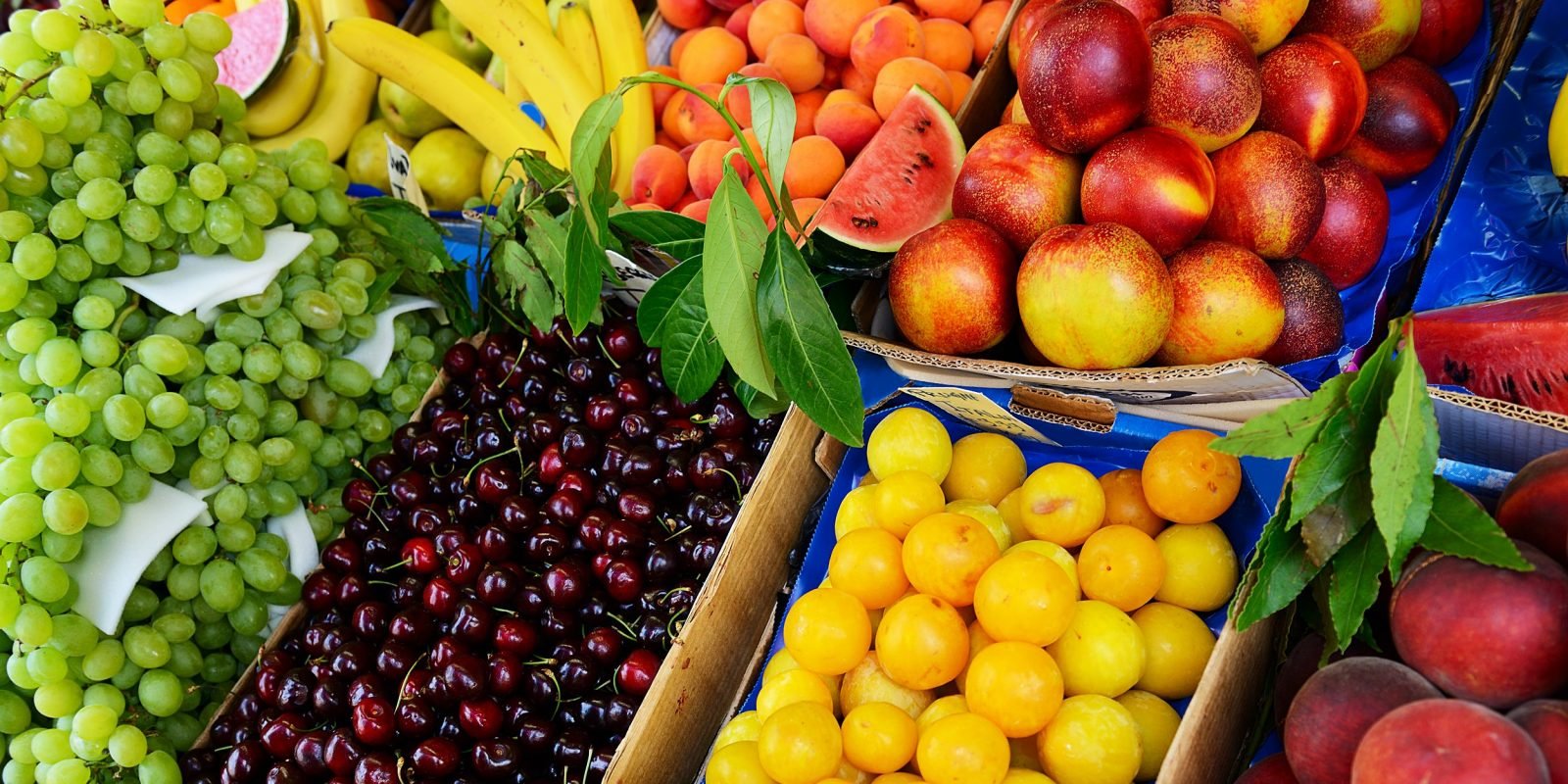 Fruits and dried fruits of Uzbekistan