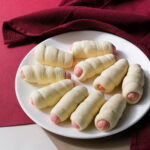 SAUSAGES IN DOUGH (MV)